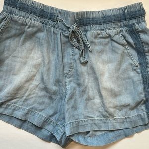 Cloth and Stone‎ super cute women shorts